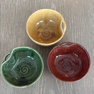 3 small pottery barn bowls